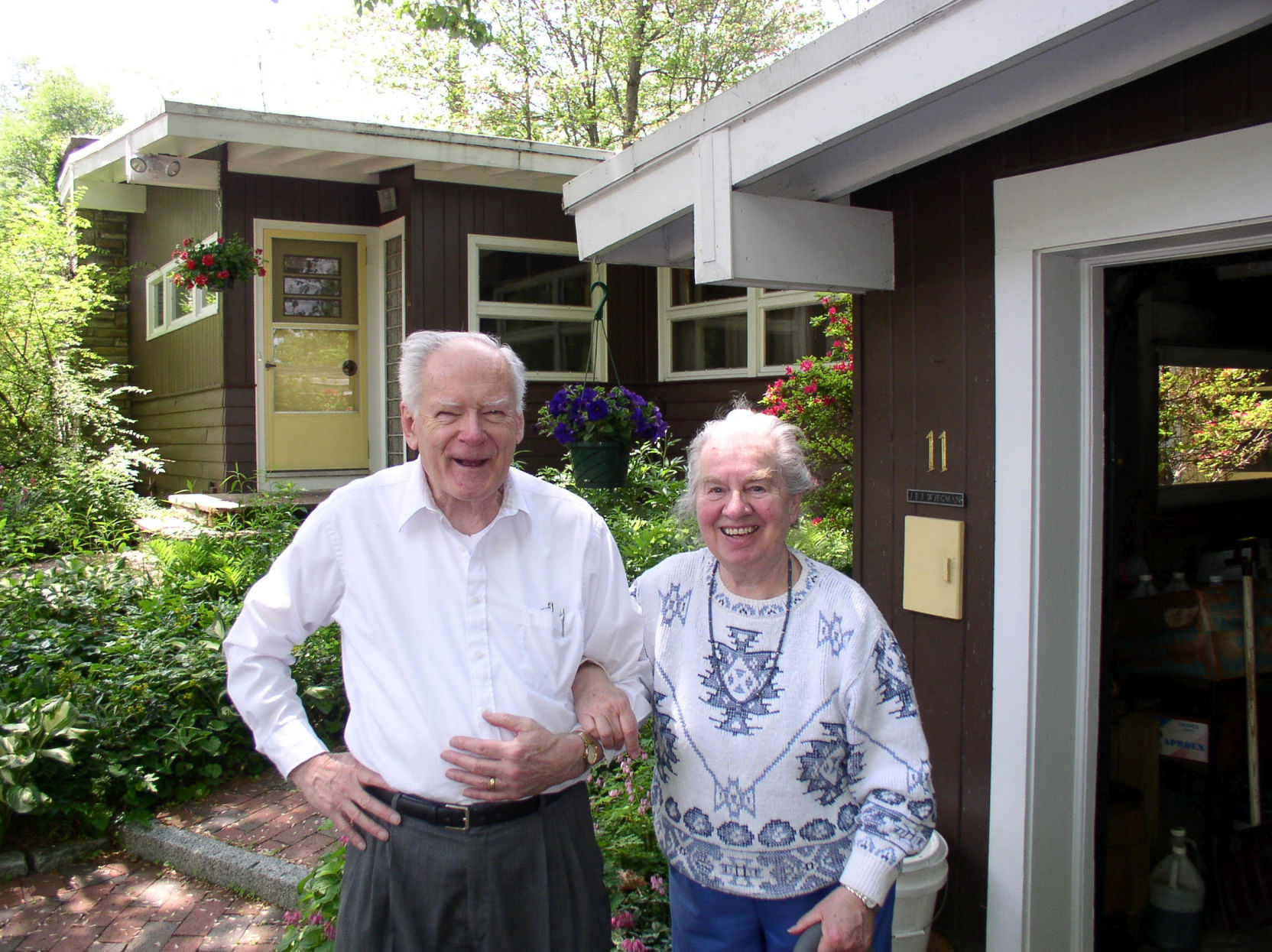 Somersworth church remembering woman who helped save Jewish people from WWII Nazis